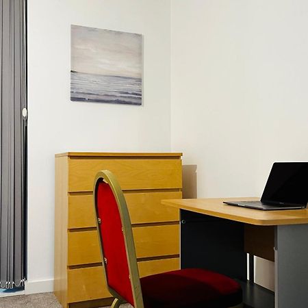 Last-Minute Specials L Book It Now L Sleeps Up To 4 L 2 Bed 2 Bath - Gym - Prime Birmingham Location L Jvt Short Lets Εξωτερικό φωτογραφία