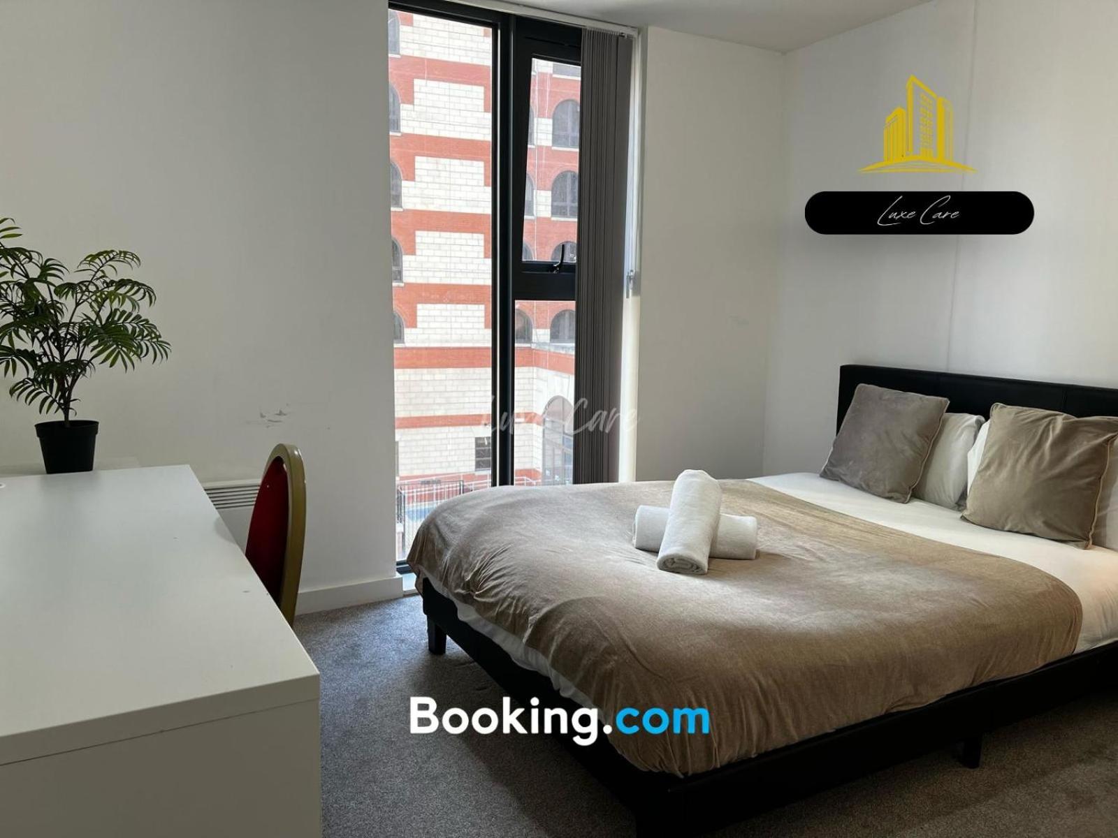 Last-Minute Specials L Book It Now L Sleeps Up To 4 L 2 Bed 2 Bath - Gym - Prime Birmingham Location L Jvt Short Lets Εξωτερικό φωτογραφία