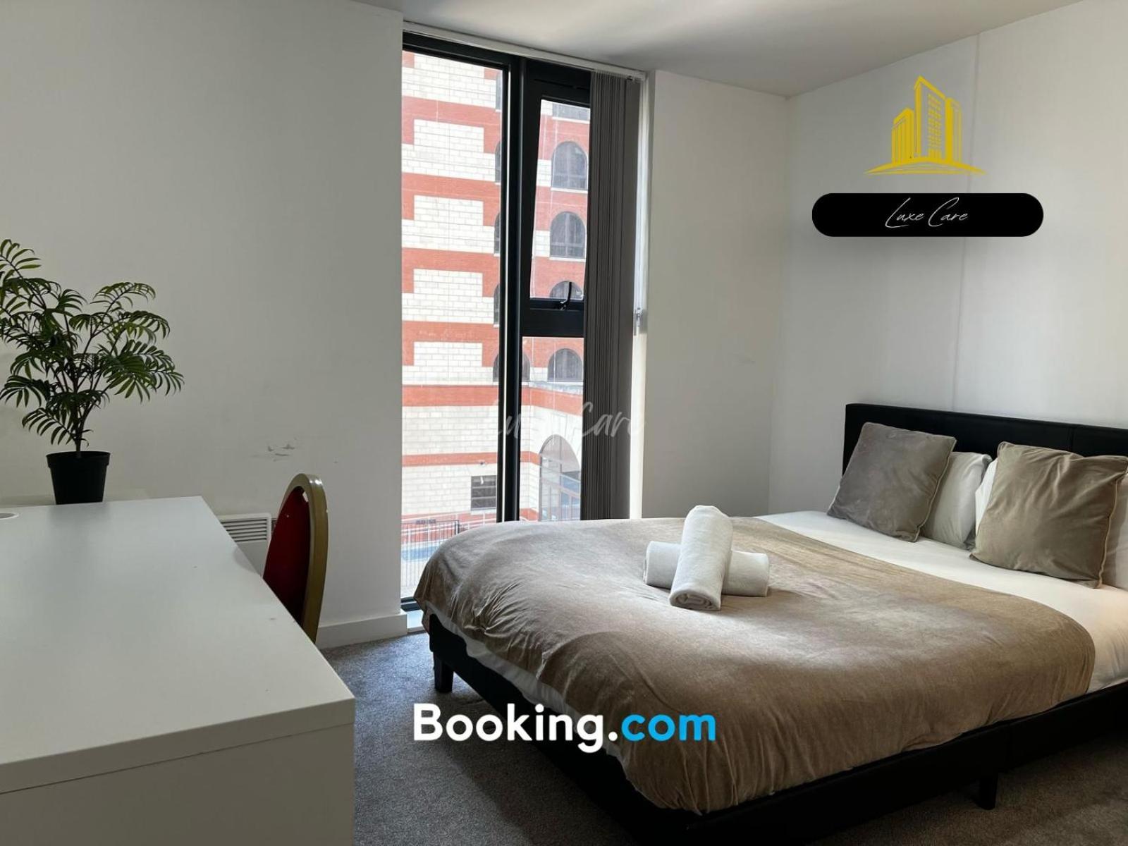 Last-Minute Specials L Book It Now L Sleeps Up To 4 L 2 Bed 2 Bath - Gym - Prime Birmingham Location L Jvt Short Lets Εξωτερικό φωτογραφία