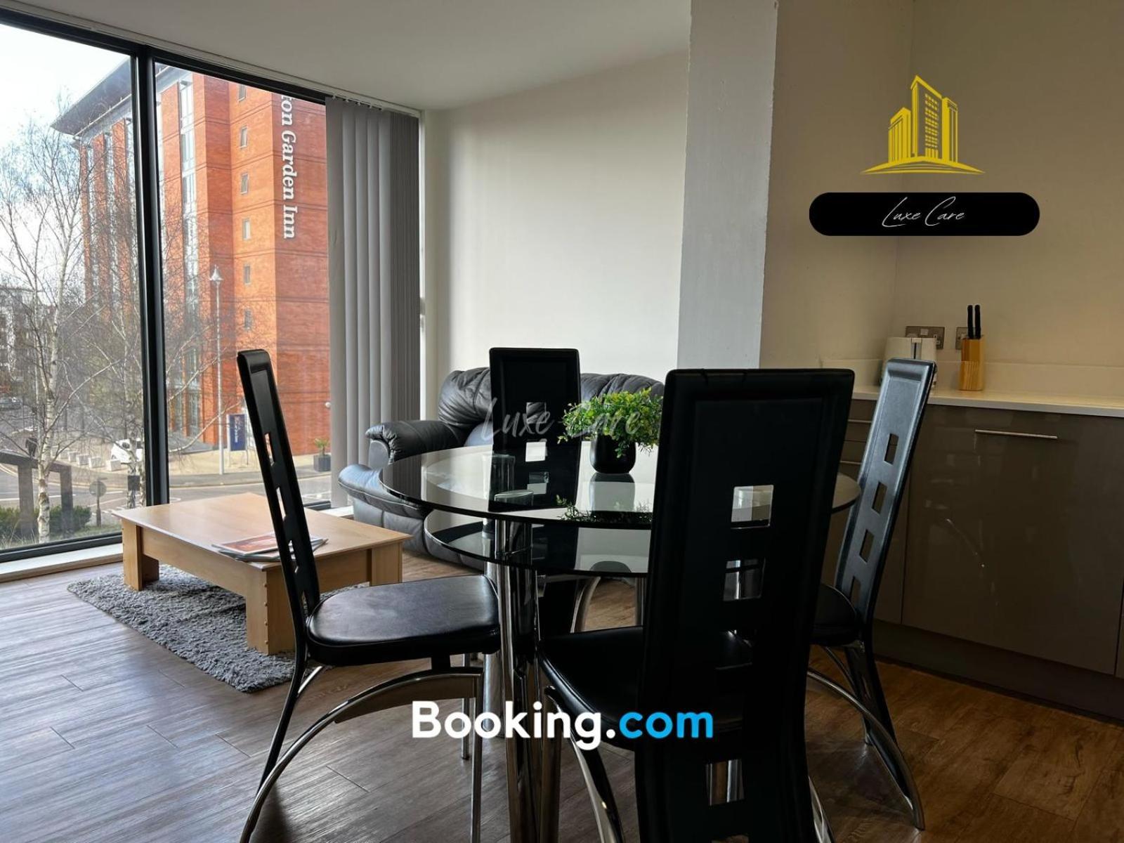 Last-Minute Specials L Book It Now L Sleeps Up To 4 L 2 Bed 2 Bath - Gym - Prime Birmingham Location L Jvt Short Lets Εξωτερικό φωτογραφία