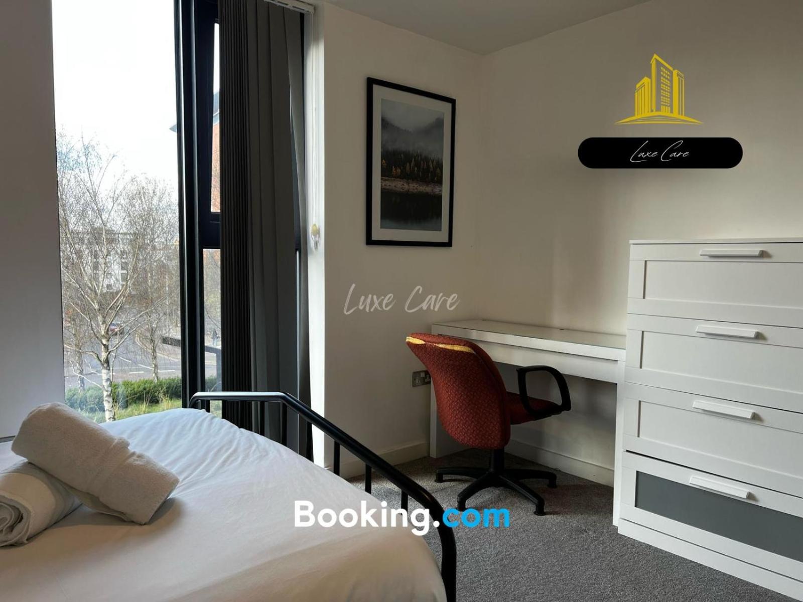 Last-Minute Specials L Book It Now L Sleeps Up To 4 L 2 Bed 2 Bath - Gym - Prime Birmingham Location L Jvt Short Lets Εξωτερικό φωτογραφία