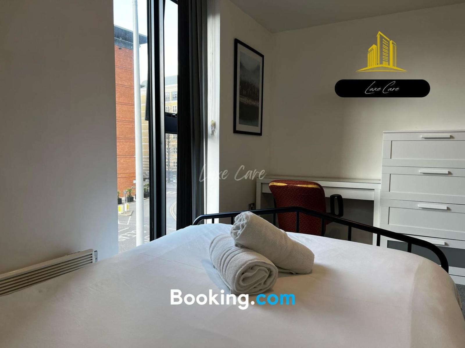 Last-Minute Specials L Book It Now L Sleeps Up To 4 L 2 Bed 2 Bath - Gym - Prime Birmingham Location L Jvt Short Lets Εξωτερικό φωτογραφία